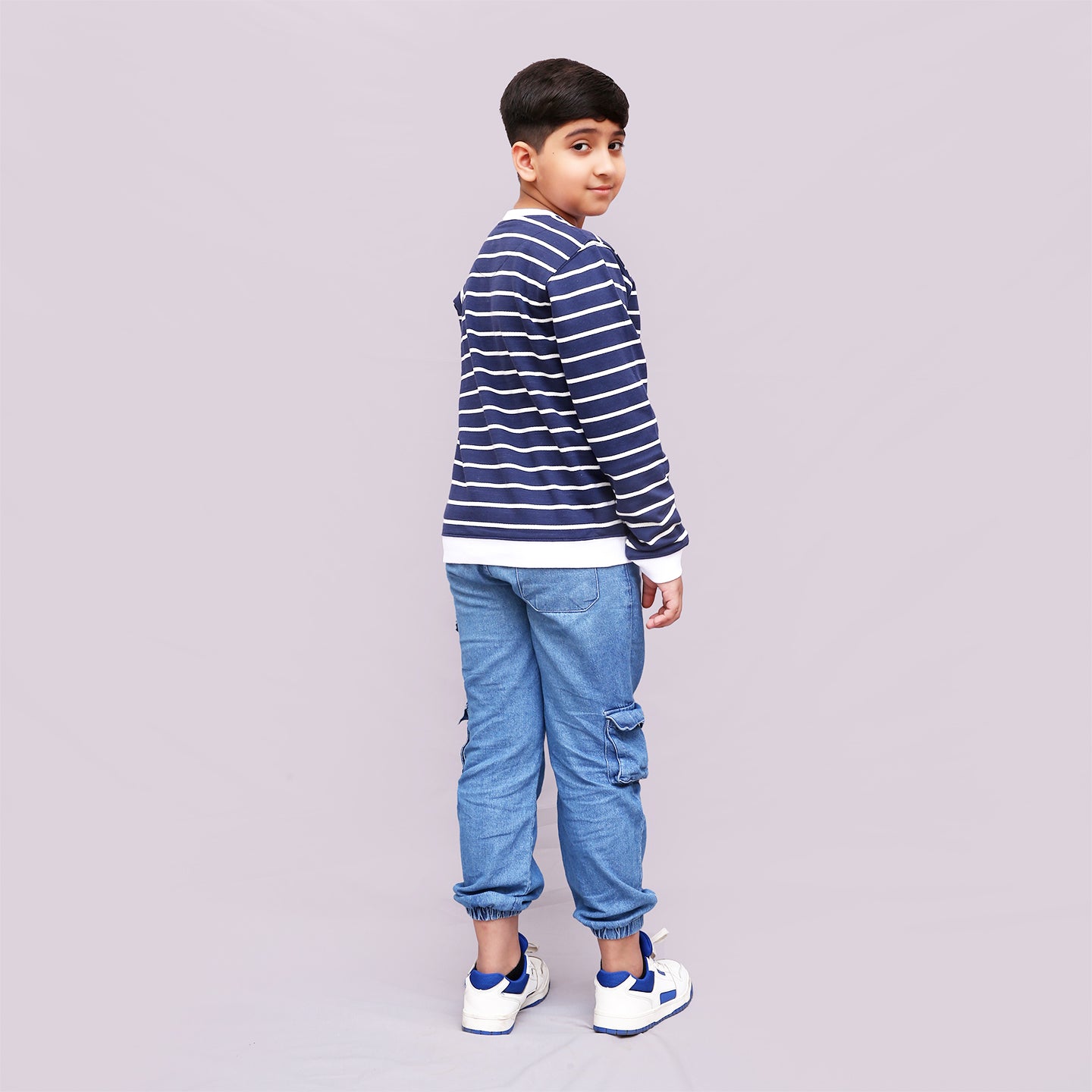 BOYS SWEAT SHIRT
