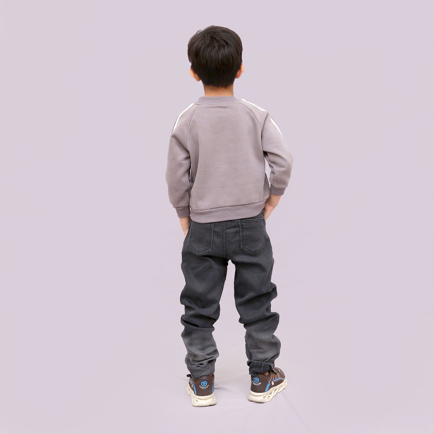 BOYS SWEAT SHIRT