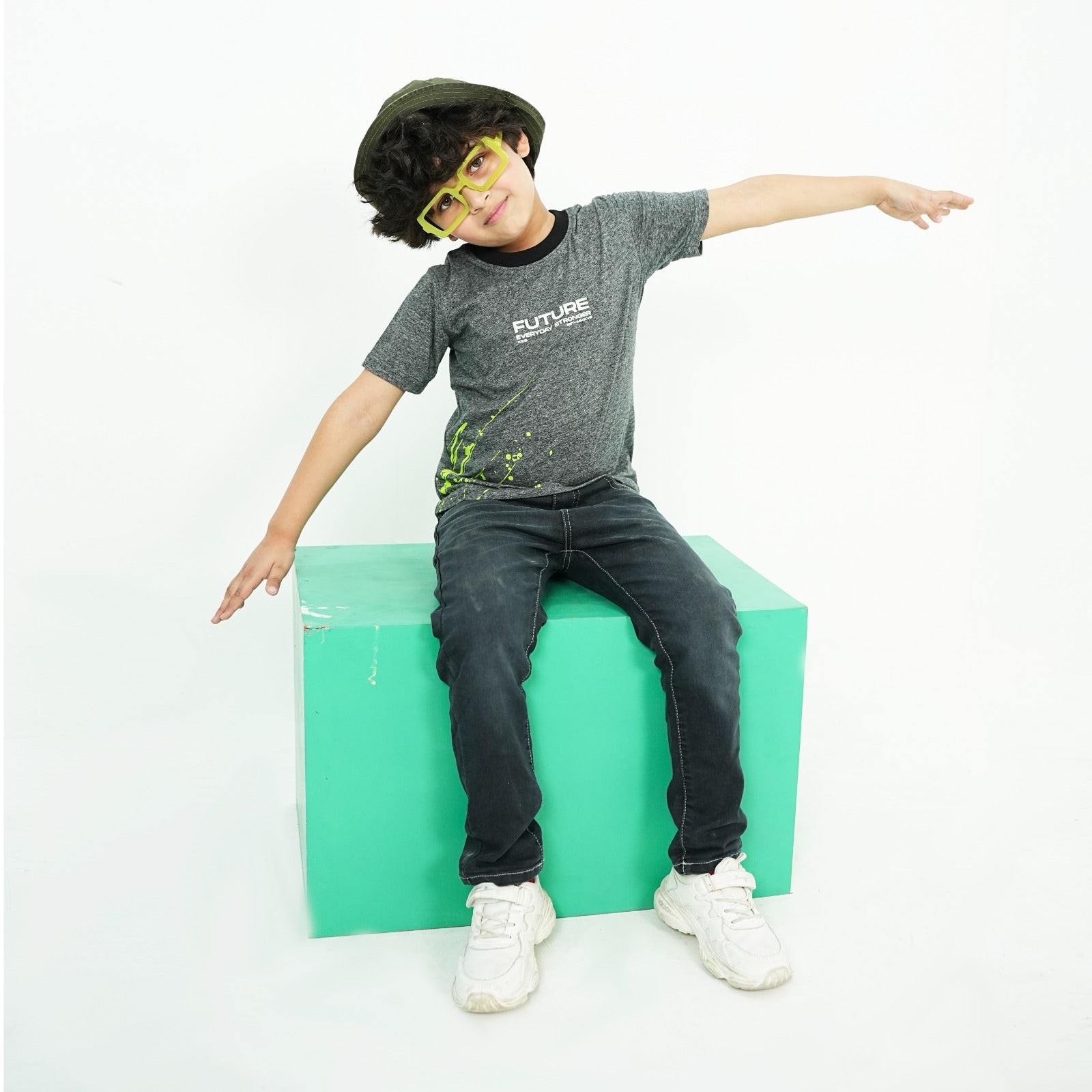 BOYS T-SHIRT